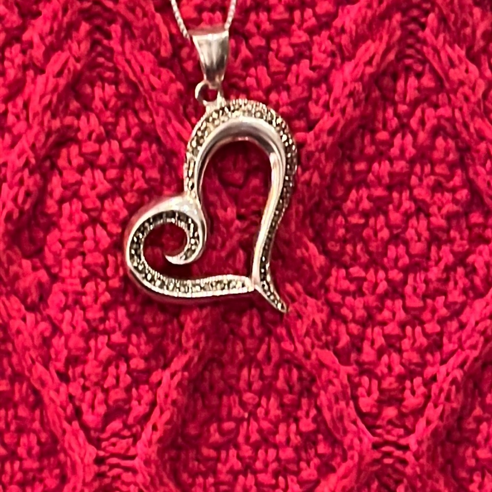 .925 Italy heart pendant and Necklace 18 inches